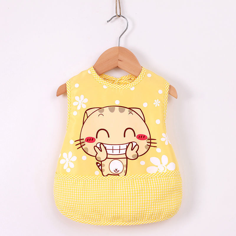 Sleeveless Waterproof Baby Bib with Food Catcher – Cute & Mess-Free Mealtime